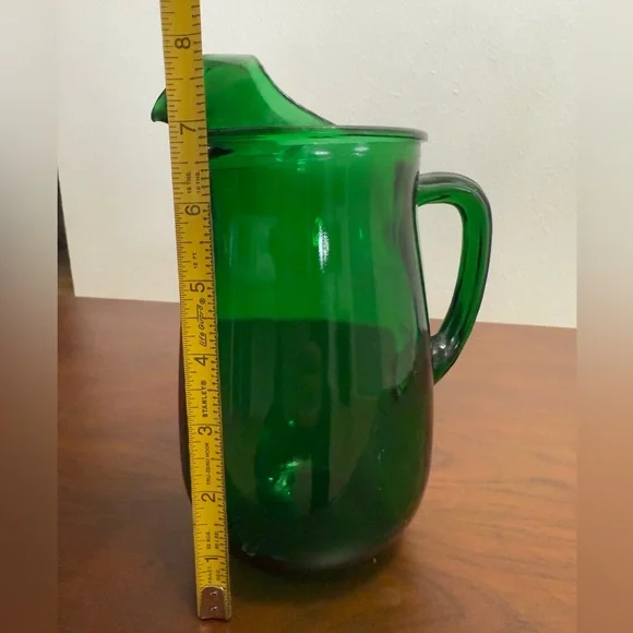 Vintage mid century Emerald Green 8" Glass Pitcher - Picture 3 of 8